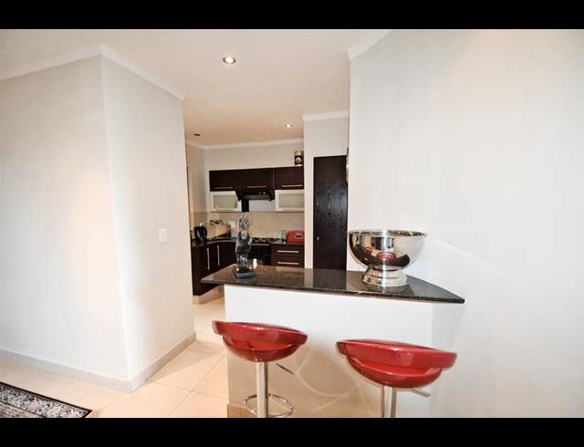 2 BEDROOM PROPERTY TO RENT IN SANDHURST